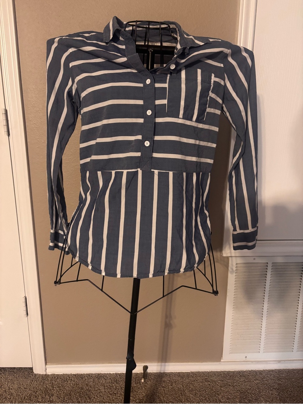Abercrombie & Fitch Bluw and White Striped Button-Up Shirt